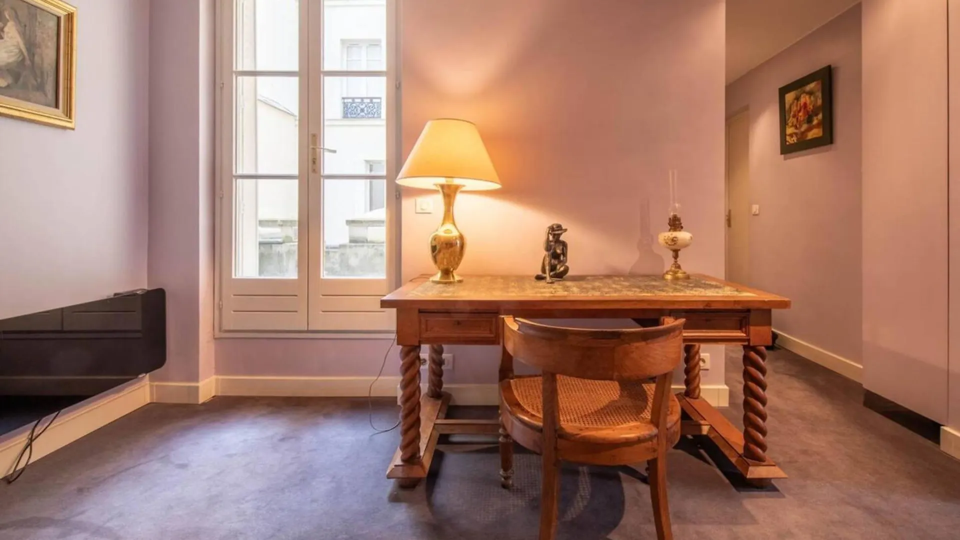 Spacious 1 Bedroom Apartment In Paris France